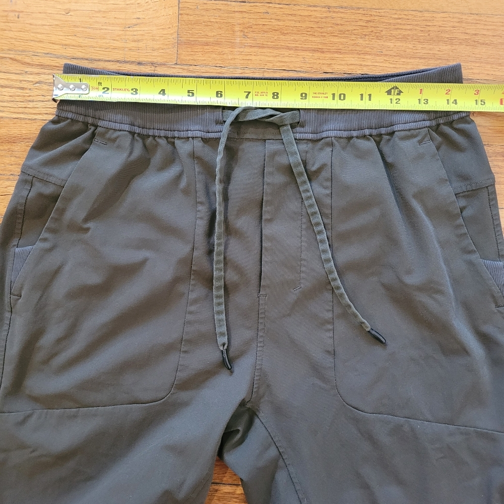 Lululemon ABC Jogger Medium Dark Olive Active Mens Casual Pant Warpstreme - Picture 11 of 12